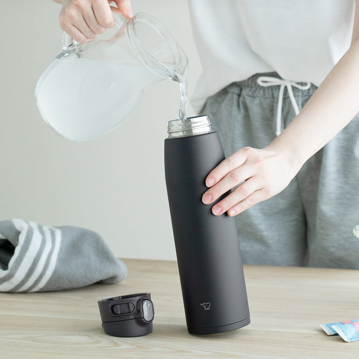 28 oz. Stainless Mug SM-VS83